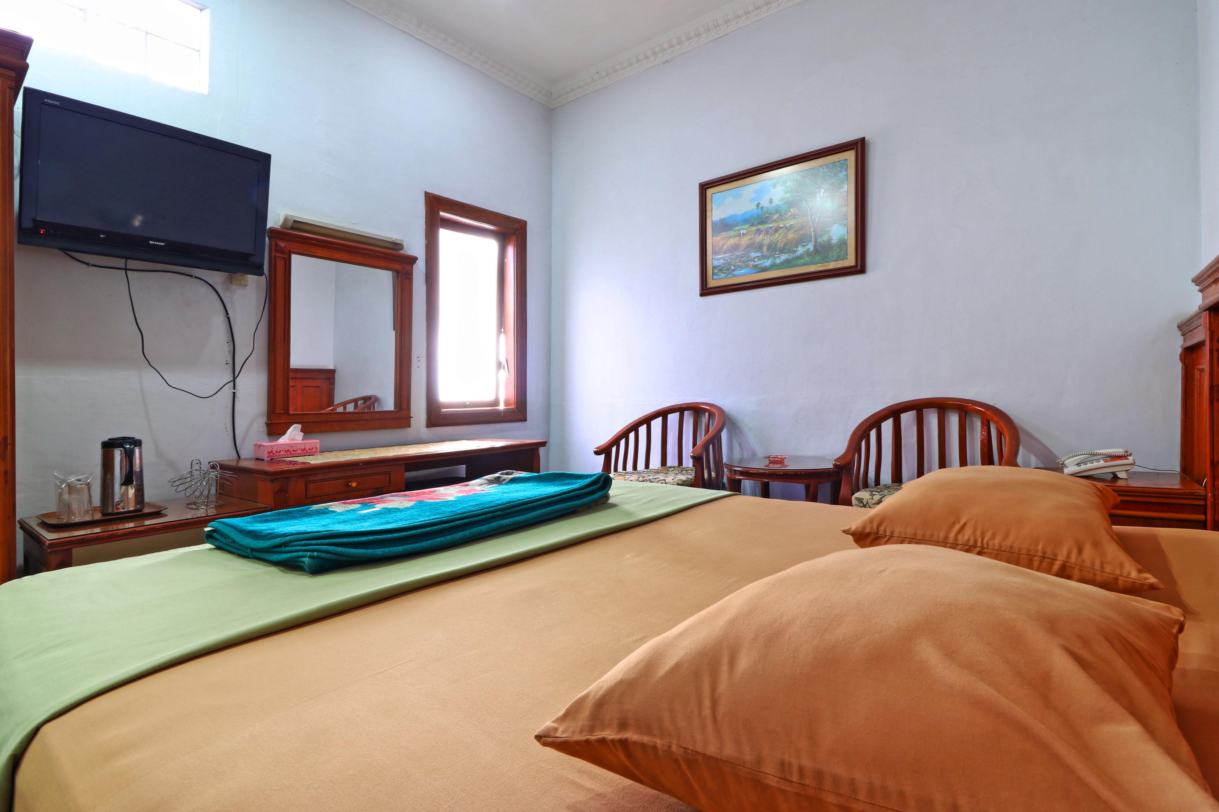 Hotel Sumatera Медан Екстериор снимка